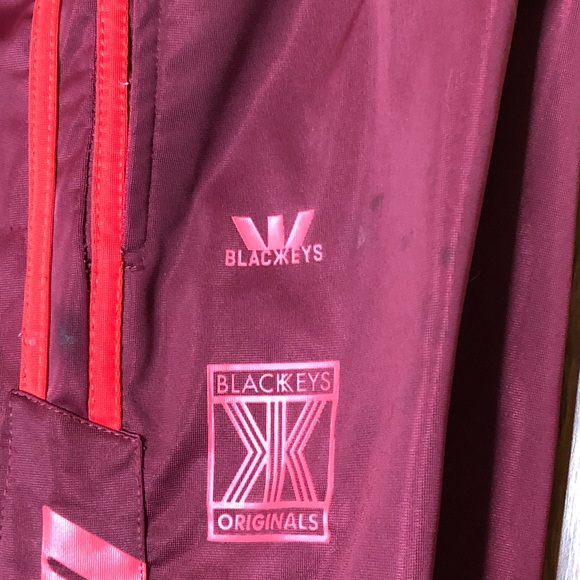 Black keys joggers men’s small - Picture 2 of 4